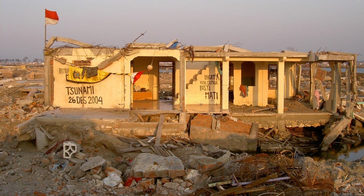 a ruined house because of a tsunami 