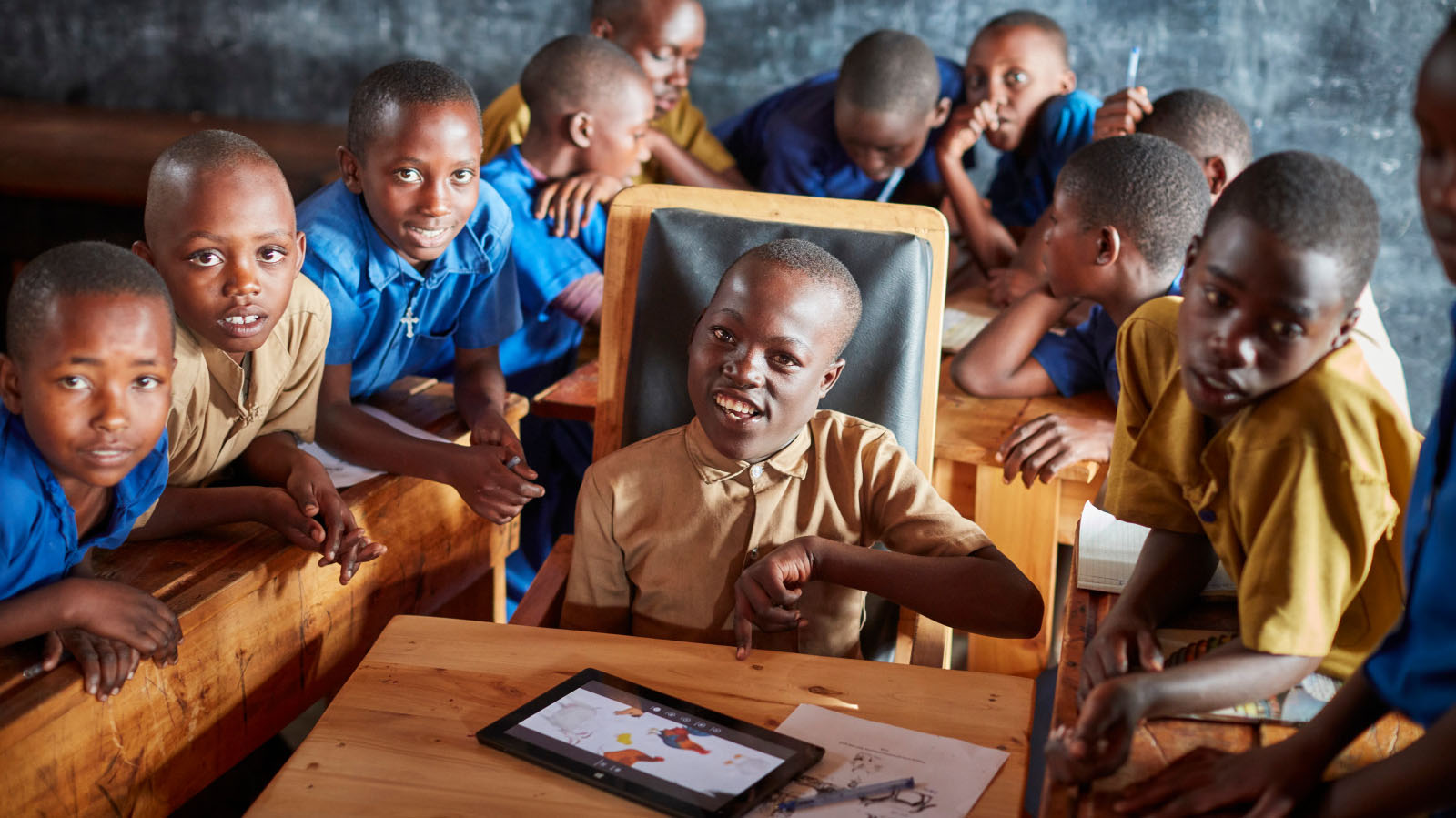 Emmanuel,16 ( Primary 5) lives with both his parents. He has a physical disability and speech difficulties.