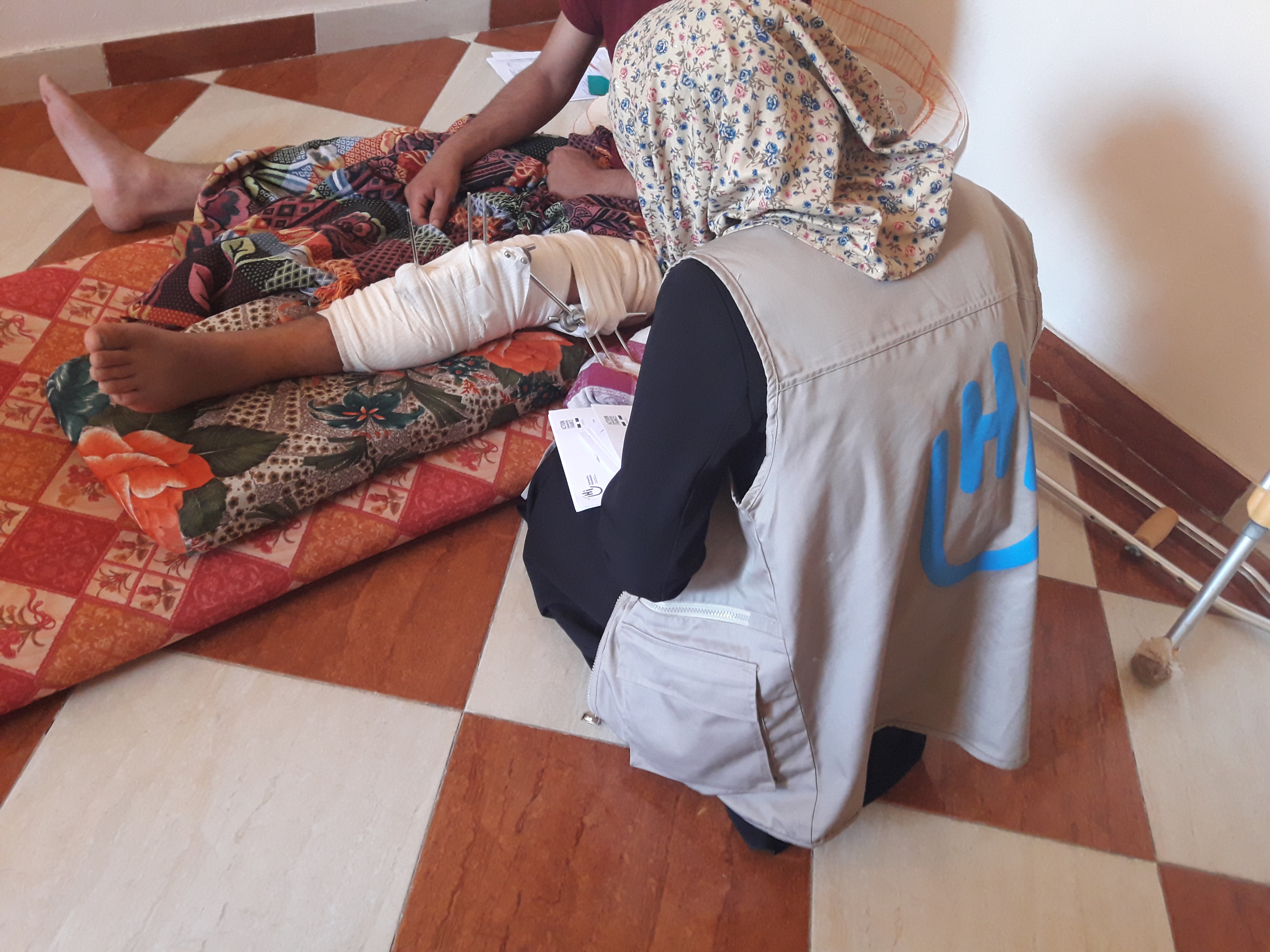 HI a déployé 10 équipes de réadaptation et soutien psychosocial qui viennent en aide aux populations affectées.