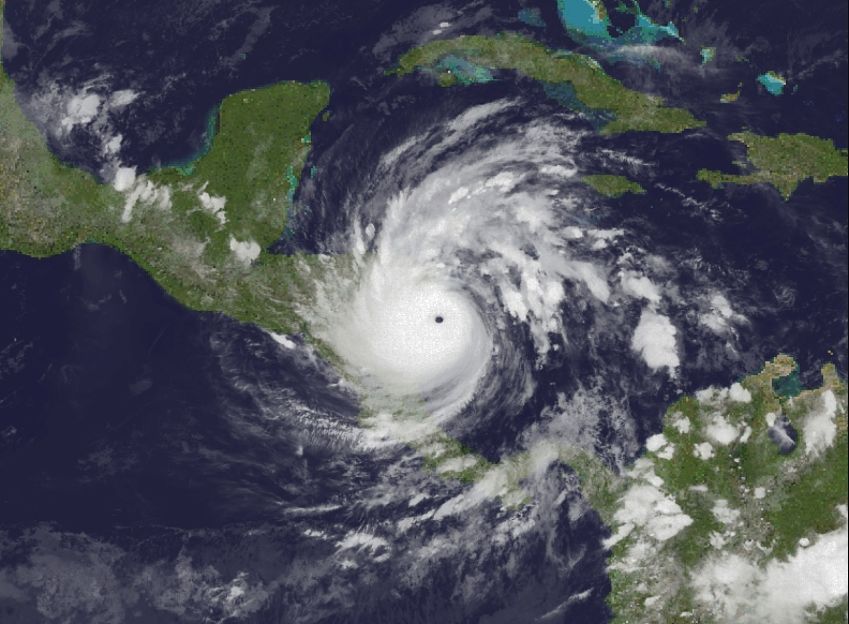Image satellite de l'ouragan Iota 17 novembre 2020