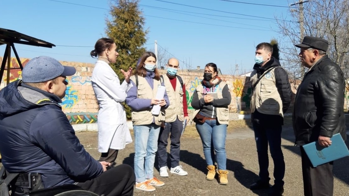 Les équipes de HI se rendent dans un foyer d’accueil pour enfants polyhandicapés à Tchernivtsi, Ukraine. 