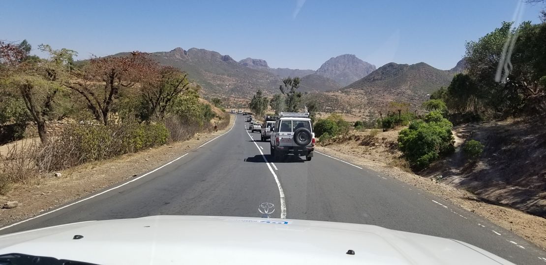 Les camions HI en route vers la région Tigré pour apporter de l’aide humanitaire, Ethiopie 2021. 